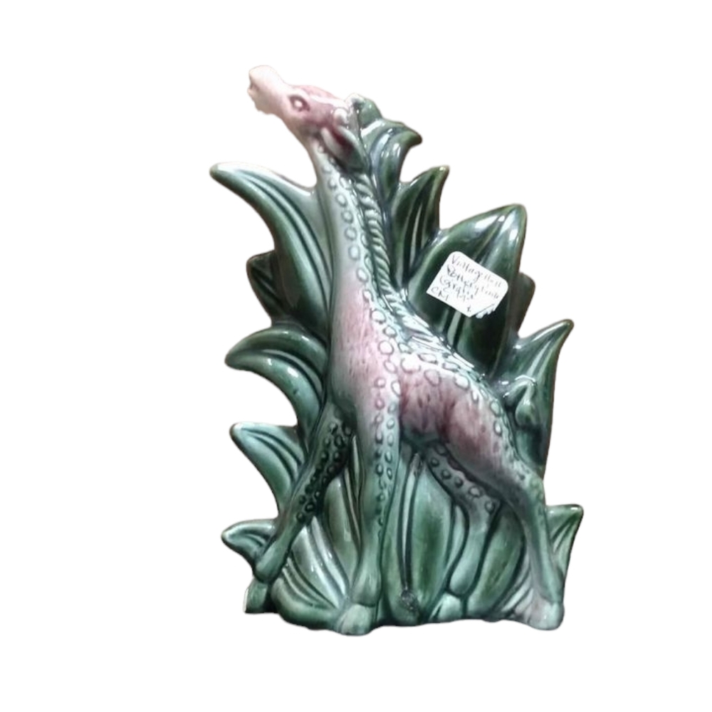 Hull Pink And Green Giraffe Planter